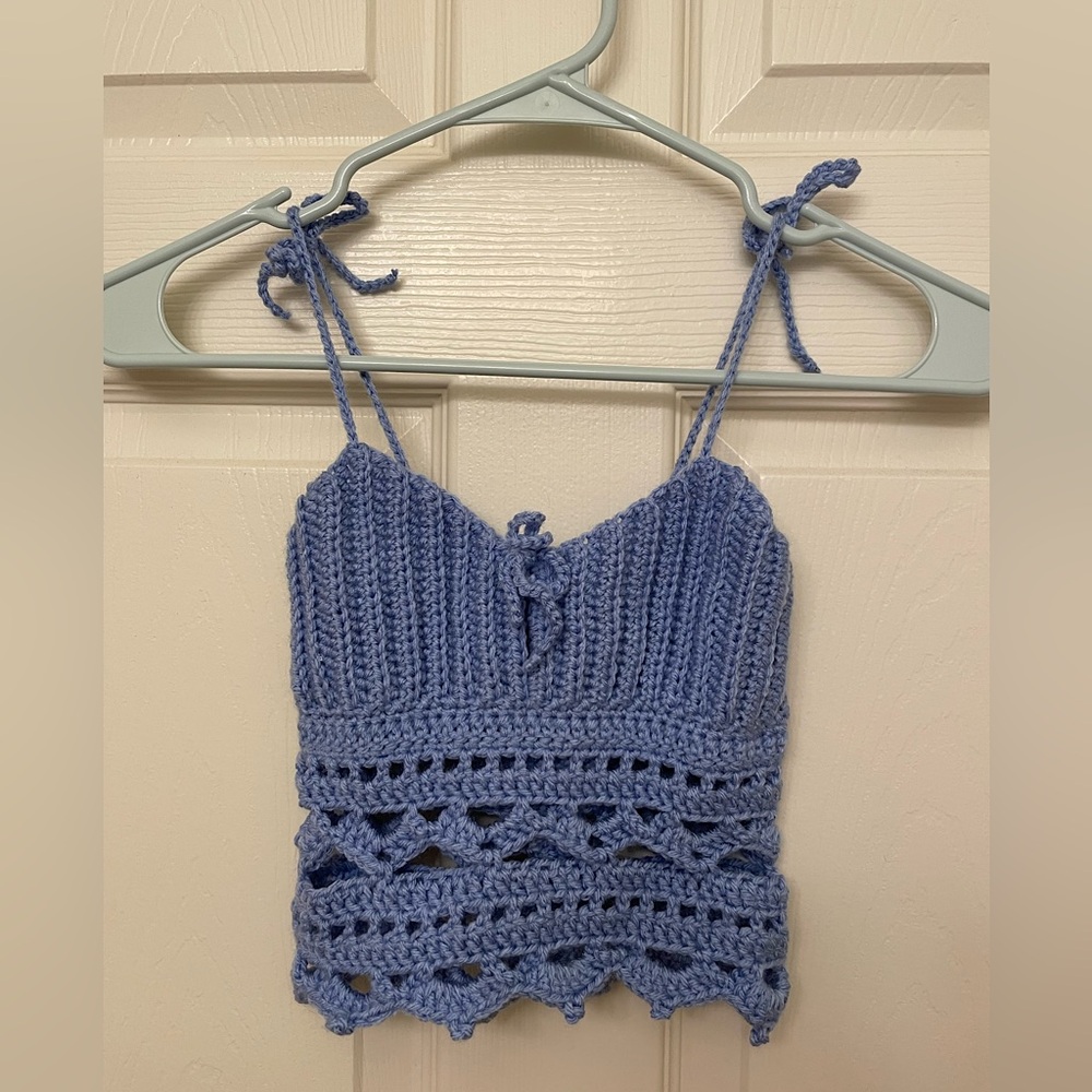 Crochet tank top. Never worn, and handmade by myself. Size XS